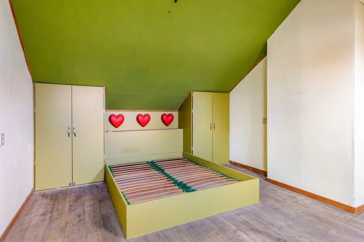 For virtual staging